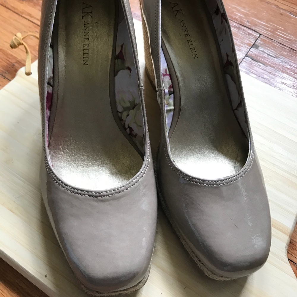 Anne Klein nude wedge espadrilles, 6.5